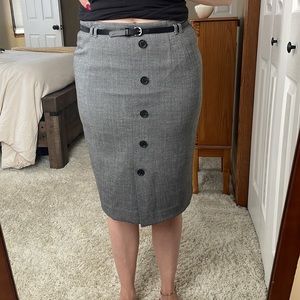 H & M business skirt with buttons and belt